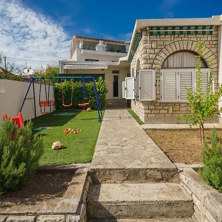 Holiday Home Oliva فوديس المظهر الخارجي الصورة