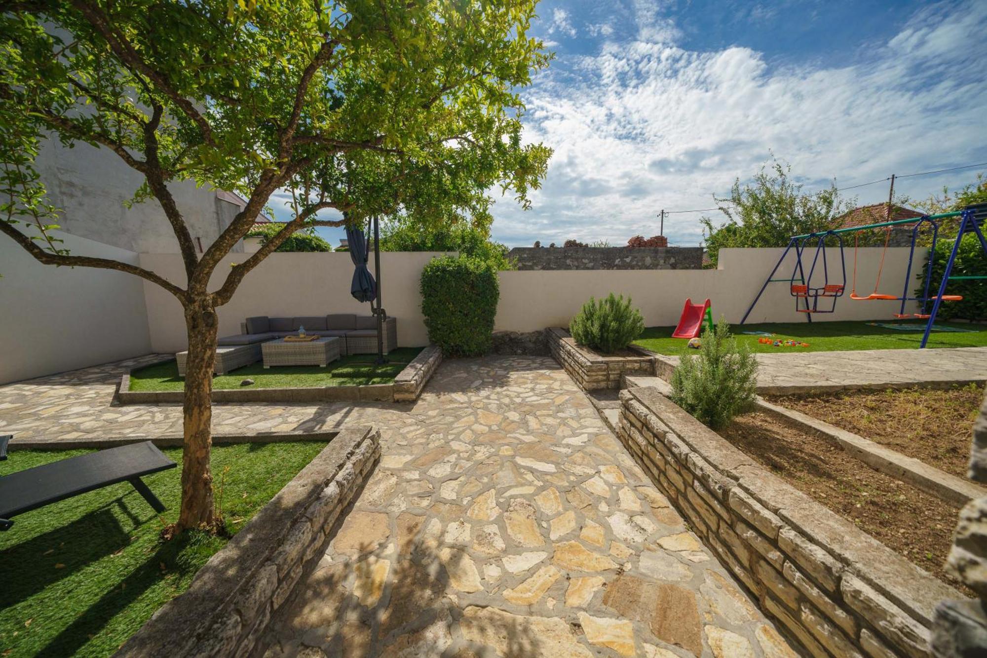 Holiday Home Oliva فوديس المظهر الخارجي الصورة