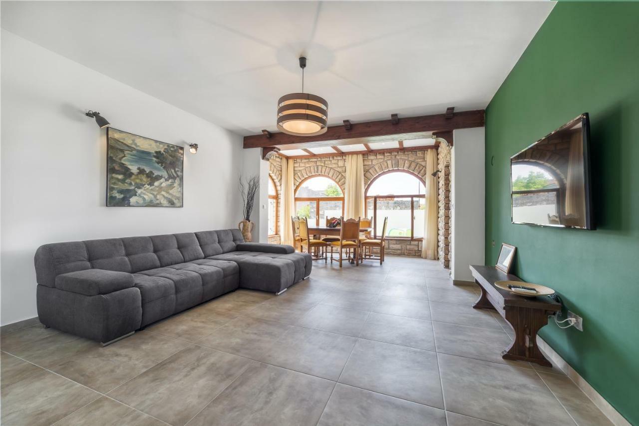 Holiday Home Oliva فوديس المظهر الخارجي الصورة